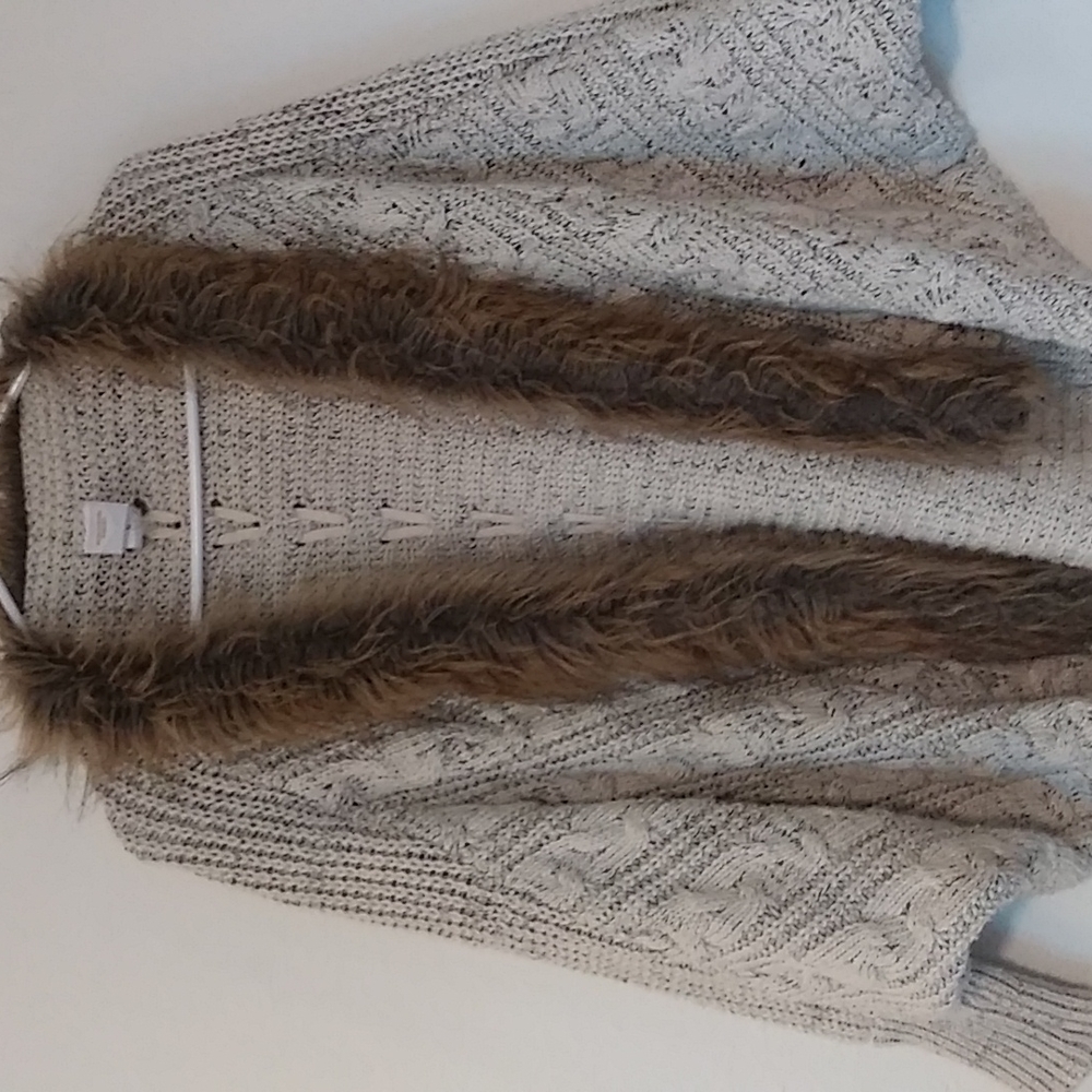 Northern Angel Open Front Faux Fur Trim Cardigan Size M